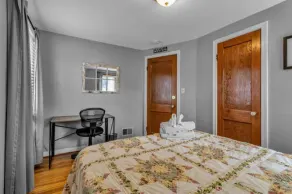 Gorgeous 2 Queen Bedroom Apartment in North Buffalo with 70 inch TV - Image 5