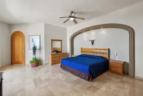 LUXURY 5 STAR 7200 SQ FT VILLA WITH PREMIER LOCATION TO BEACH AND TOWN - Image 5