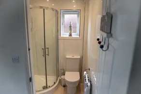 Bungalow i landskabet, kun 10 minutters kørsel fra stranden. Gratis wifi - Image 2