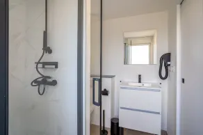 [Luxe] Apartment with 3 rooms with 2 double beds & bunk beds - Image 3