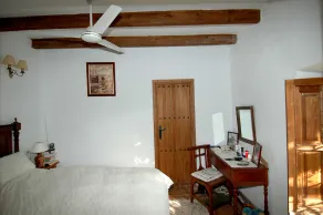 Periodbyhus, privat pool, vackert landskapsmiljö. WIFI, TV etc. - Image 3