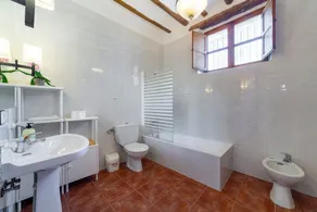 Country House 'Cortijo El Álamo De Vélez' with Mountain View, Private Pool and Wi-Fi - Image 3