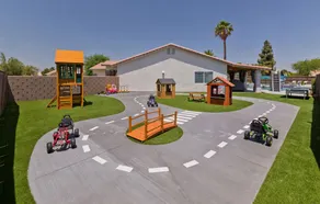 LAZY RIVER POOL , Water slide, Kids outdoor play area, Arcade games - Image 2