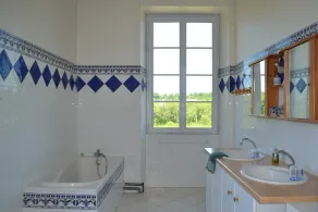 House with character, Gardegan-et-Tourtirac - Image 2