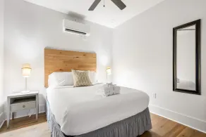 The Heart of Historic King St | Cooper Suite - Image 5