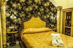 Executive Suite room - Image 5