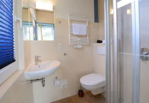 4-room apartment on the ground floor - Image 3