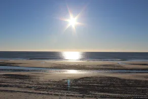 Beach Block - Modern 3BR/2Ba Family Friendly Home - Image 3
