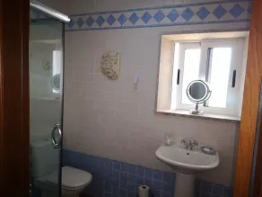 Attraktives Ferienhaus Ein Pool mit Blick auf den Rio und Portugal. Geht vom Tor. - Image 3
