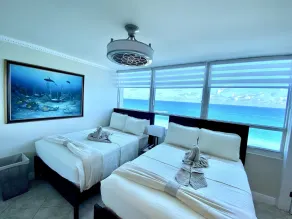 Beautiful direct ocean front one bedroom condo, just remodeled, free parking  - Image 2