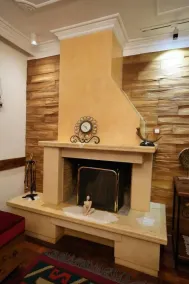 City Street Hotel - Image 2