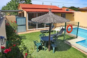 Bungalow med pool i El Colorado - Image 3