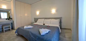 One bedroom self contained apartment - Image 3