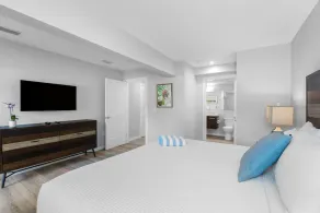 1 Bedroom/1 Bath Villa (Ground Level) - Unit 9 - Image 5