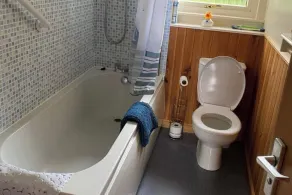 2 Bedroom Sleep 4 House - Private Garden - Image 2