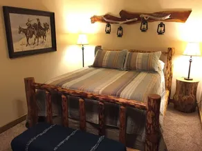 On the Mickelson Trail: Log Home Perfect for families - Image 5