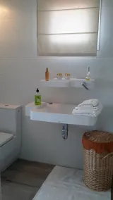 PrivatPool, havudsigt med fantastiske solnedgange, moderne køkken, aircon, wifi, stort legetøjsværelse - Image 2