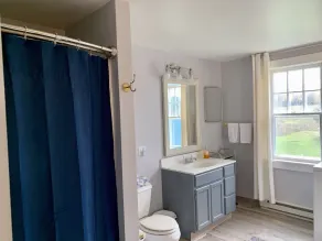 Smukke historiske bondegård beliggende på en 380 hektar stor privat naturbevarelse! - Image 4