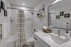 Hidden Gem - Ideal 4 Bedroom Centennial House - Image 5