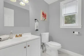 Views! Cozy, Private 3BR Condo with lake access! - Image 2