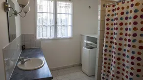 Ground floor apartment with private terrace - Image 2