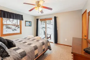 Recently rejuvenated Timberline ski area home. Welcome to Still of the Night! - Image 5