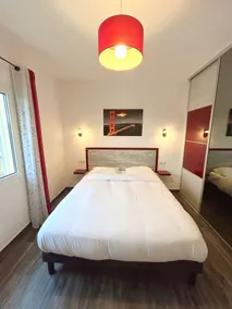CALVI moderno appartamento nuovo WIFI 3 camere da letto, 4 a 6 persone 10mm spiaggia, vista sulle montagne - Image 3