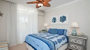 Fabulous unit with a private spa and water views in the heart of Shoal Bay - Image 5
