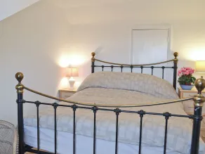 2 bedroom accommodation in Sturry - Image 3