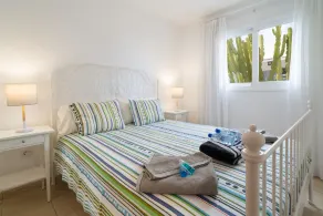 B1, in a small complex with communal pool 100m from the sea - Image 3