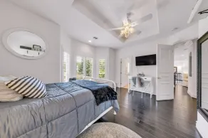 Stunning Country Retreat with Pool, Hot Tub, Pond & Theatre Room! - Image 5