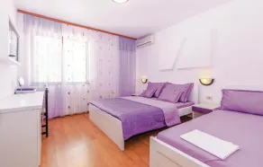 Acomodações de 6 quarto em Jablanac - Image 2