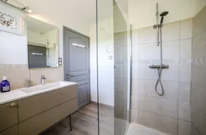 Hus med privat pool, der kan rumme tre familier. 4, 8, 12 personer - Image 2