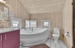 Cozy Home In Faaborg With Sauna - Image 3