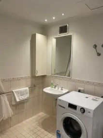 408 Abundant Abode CBD 1BR Best Location & Balcony - Image 3