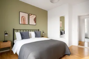 Sunny Horgen 2.5 Room w/ Storage, 3 min to Market, by Blueground - Image 5