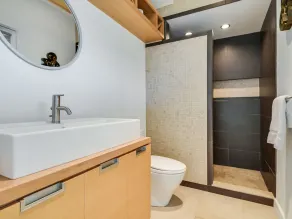 Modern Midcentury Lakefront with pool, hot tub, & private boat dock/Boat rentals - Image 4