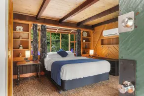 Hot Tub Cabin #1 - Image 3
