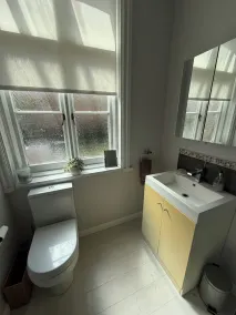 Red House  - Image 4