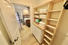 Luxury Suite \"C\" - Image 4