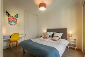 Cosy apartment with large balcony and private parking - Image 4