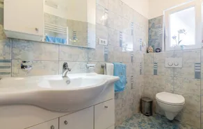 3 Bedroom Beautiful Home In Frkeci - Image 4