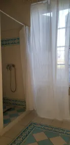 Warm, family home - Image 3