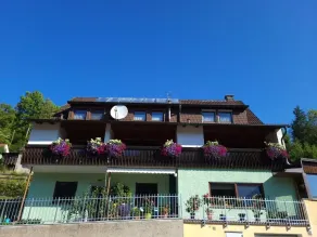 Double room with balcony (shared shower / WC) - Gästehaus Grau - Image 5