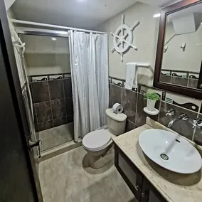 Comfortable apartment with pool near the beach - Image 4
