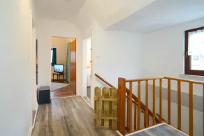 Idyllic living in a quiet location - Image 2