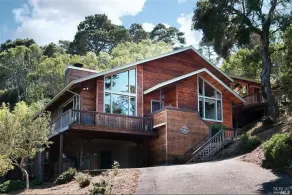 Inverness Strandhaus mit Blick auf Tomales Bay - Image 1