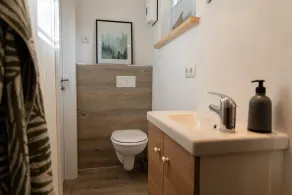 Lovingly furnished Tiny House (18 sqm) for up to 4 people with garden terrace - Image 3