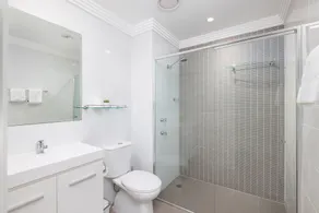Aura Shoal Bay - Image 2