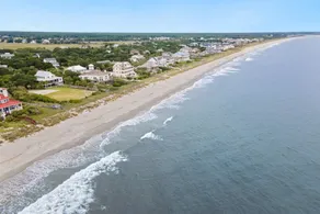 Spectacular Oceanfront Living With An Inviting Kitchen Perfect For Entertaining Kitchens Beach House 9 Bedroom Home by Peace Vacations - Image 5